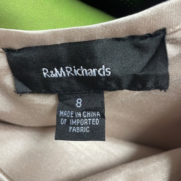 R & M Richards special event dress - Picture 7 of 7